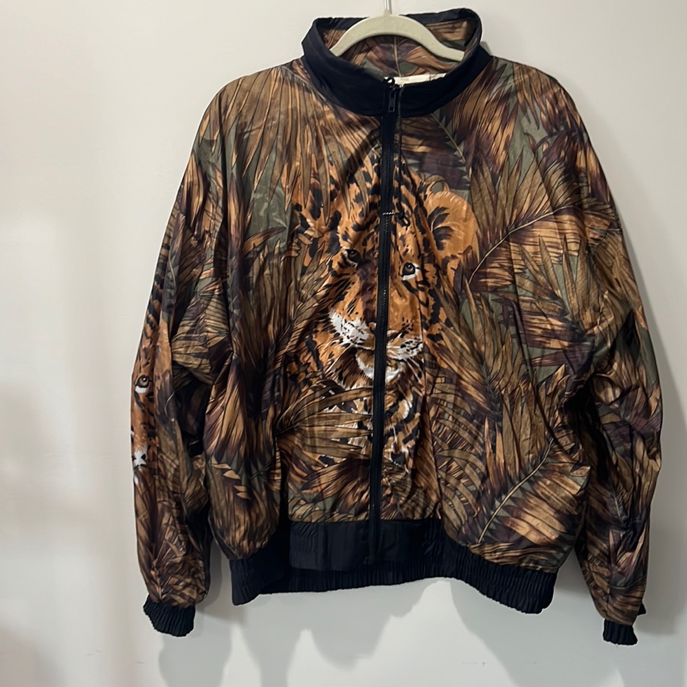 London Fog vintage windbreaker with tiger